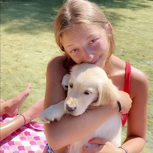 Meet your Posher, Maxine